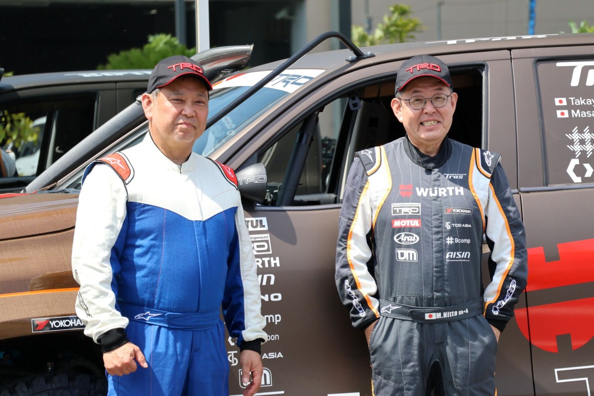 ドライバー:新田正直 Masanao NITTA (右) コ・ドライバー:門馬孝之 Takayuki MONMA (左)