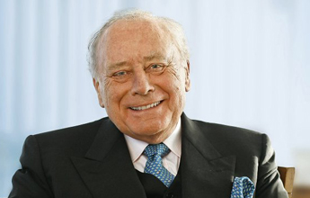 ラインホルト・ウルト会長 ラインホルト・ウルト会長